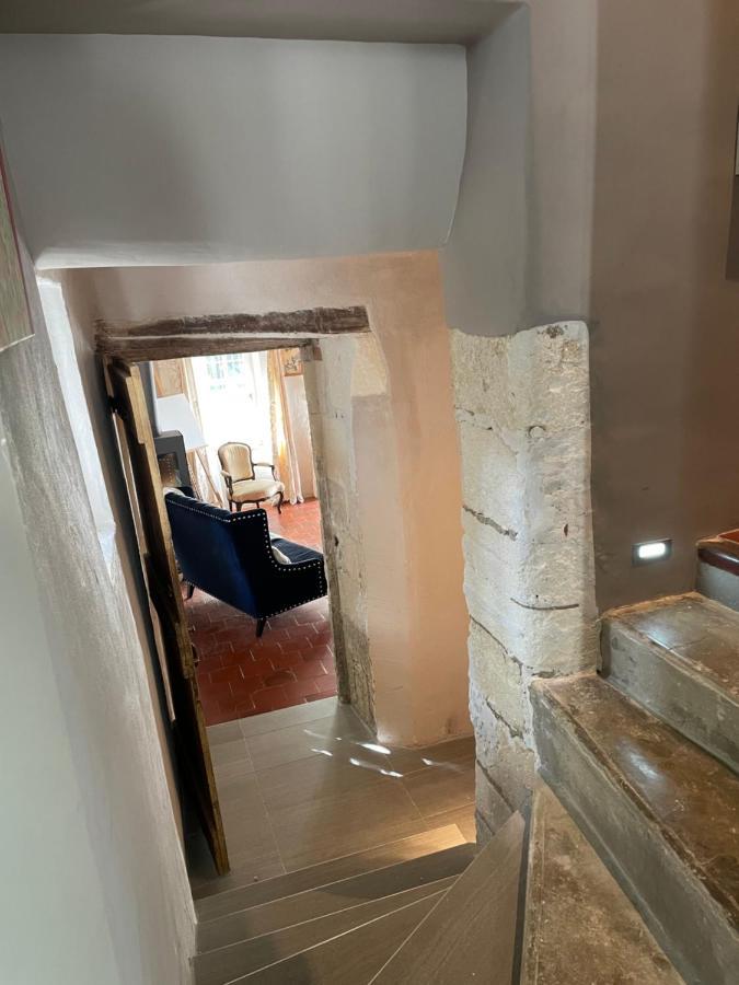 Bed and Breakfast Ermitage Notre Dame De Vacquieres Noves Exterior foto