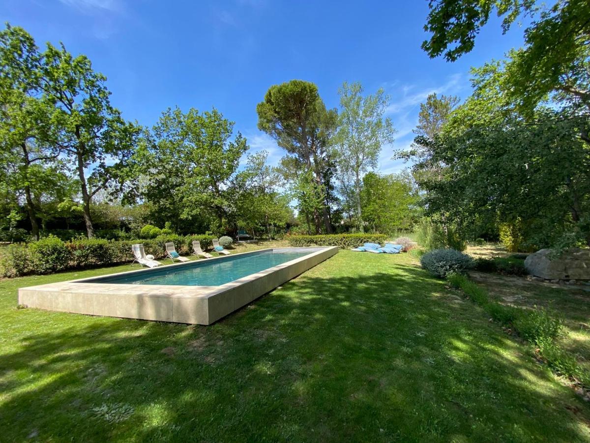 Bed and Breakfast Ermitage Notre Dame De Vacquieres Noves Exterior foto