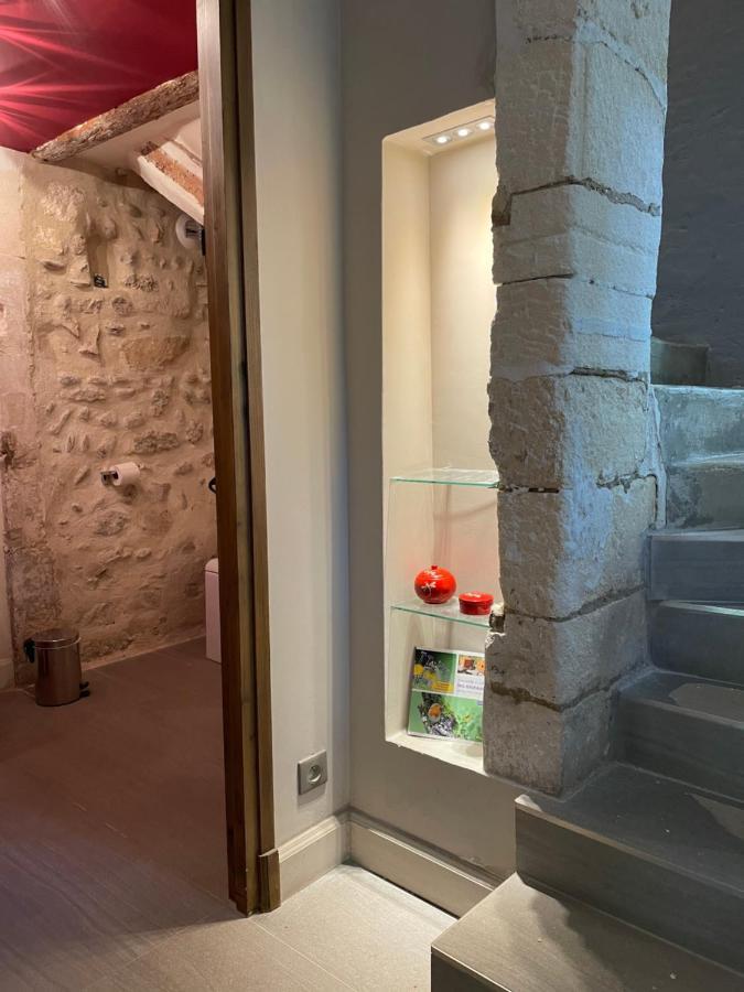 Bed and Breakfast Ermitage Notre Dame De Vacquieres Noves Exterior foto