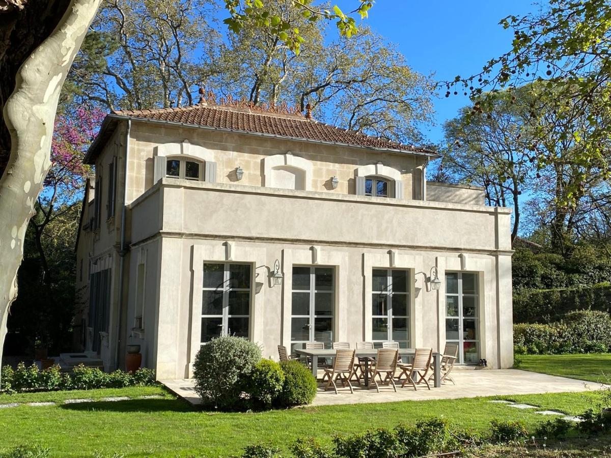 Bed and Breakfast Ermitage Notre Dame De Vacquieres Noves Exterior foto