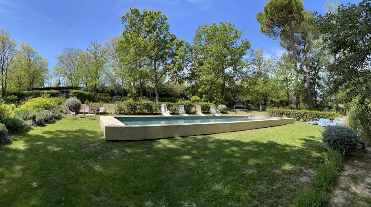 Bed and Breakfast Ermitage Notre Dame De Vacquieres Noves Exterior foto