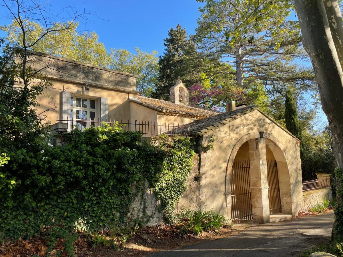 Bed and Breakfast Ermitage Notre Dame De Vacquieres Noves Exterior foto